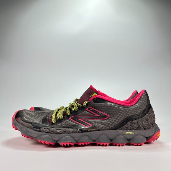 New Balance Minimus Dark Gray Trail Running Shoes WT1010GP Women's Size 8.5 - Picture 4 of 9